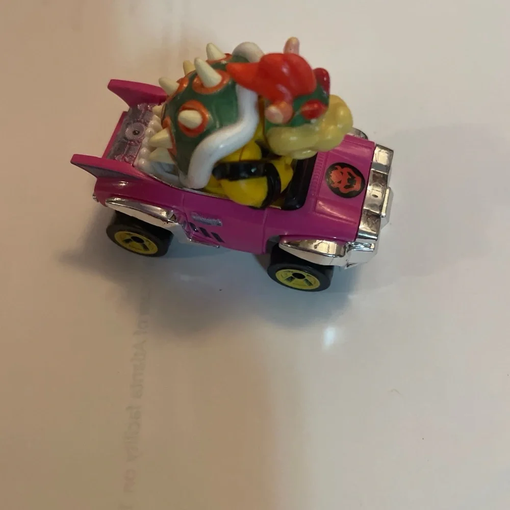 Hot Wheels Super Mario Bowser Badwagon 2